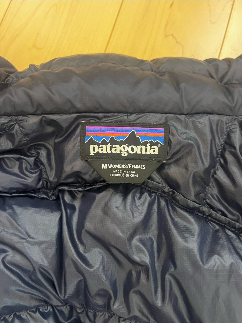 Patagonia Fitz Roy Down Puffer Jacket M - Picture 4 of 5